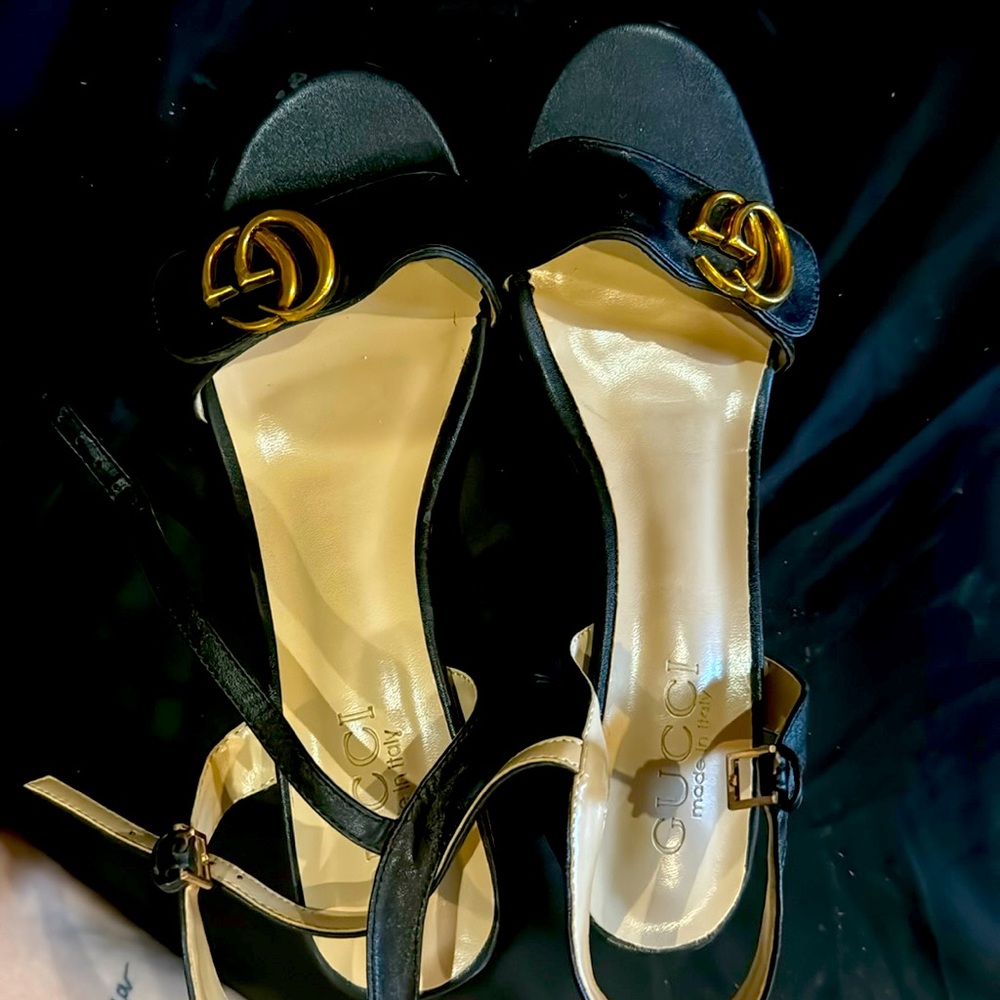 Gucci Marmont heels  39